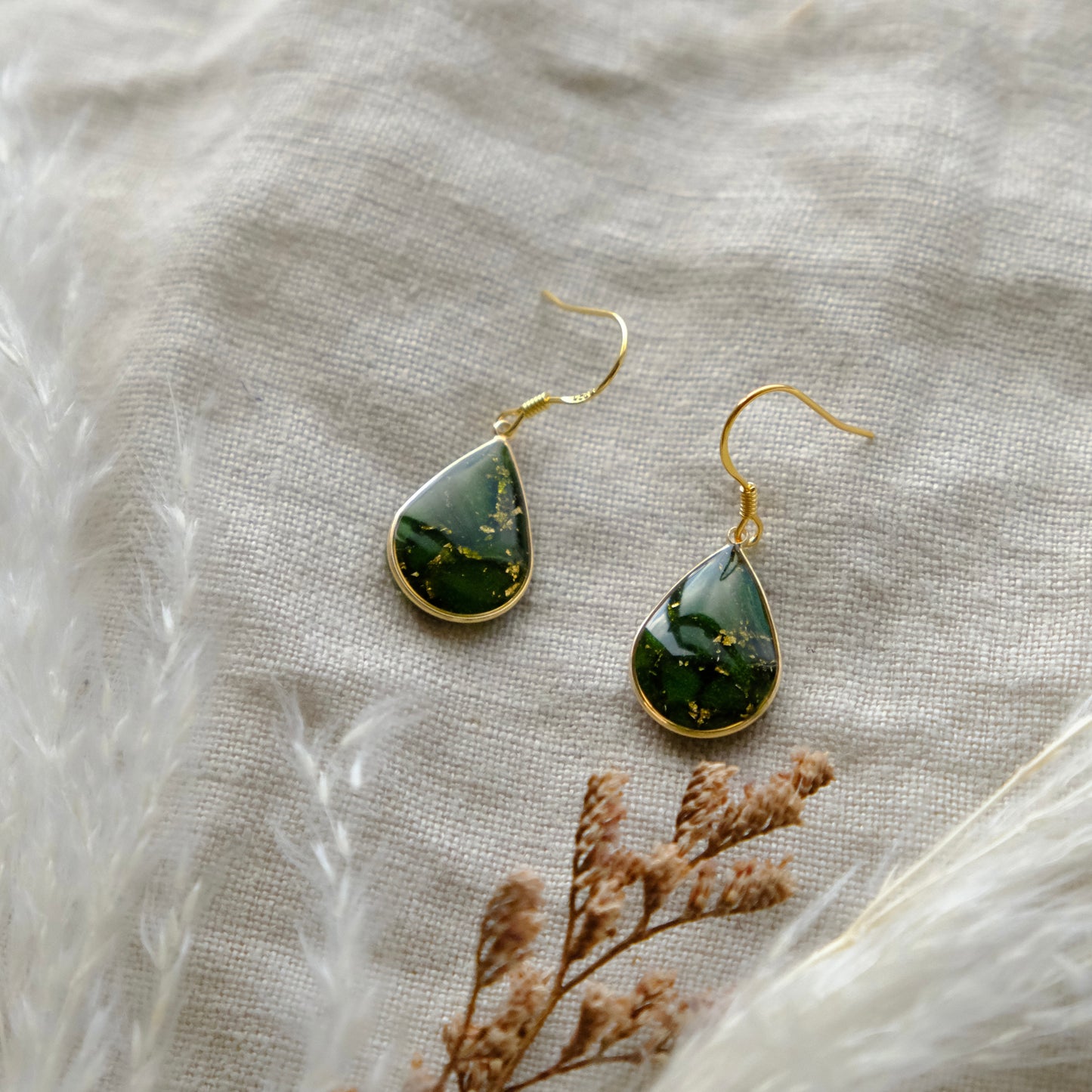 mini cara | green & gold