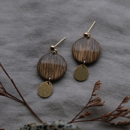saorla | brushed bronze