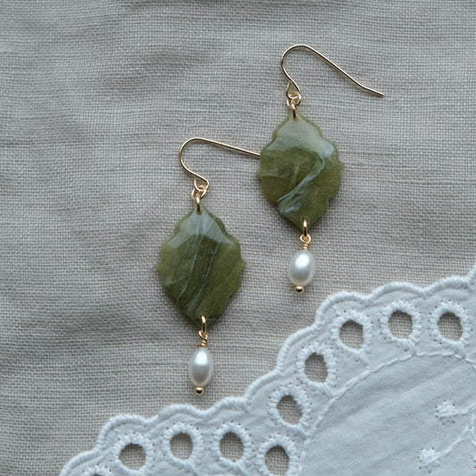 saorla | olive marble & gold