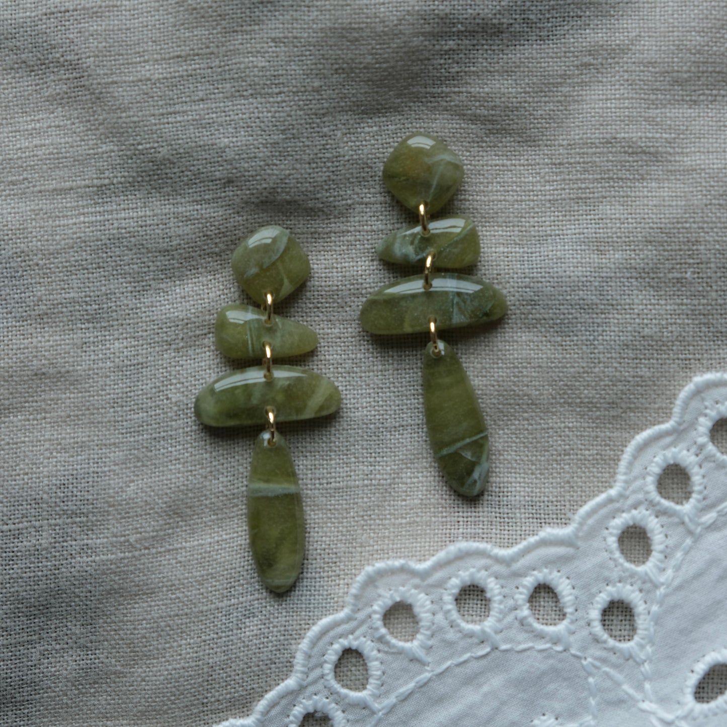fodla | olive marble & gold