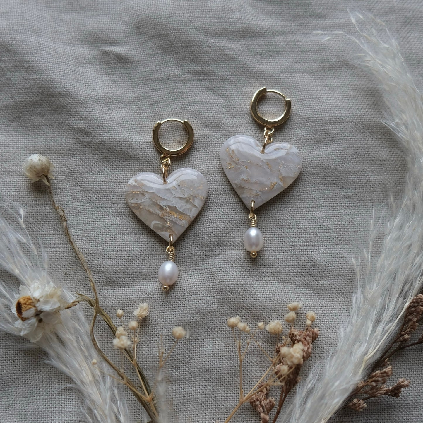 croí | pearly gold
