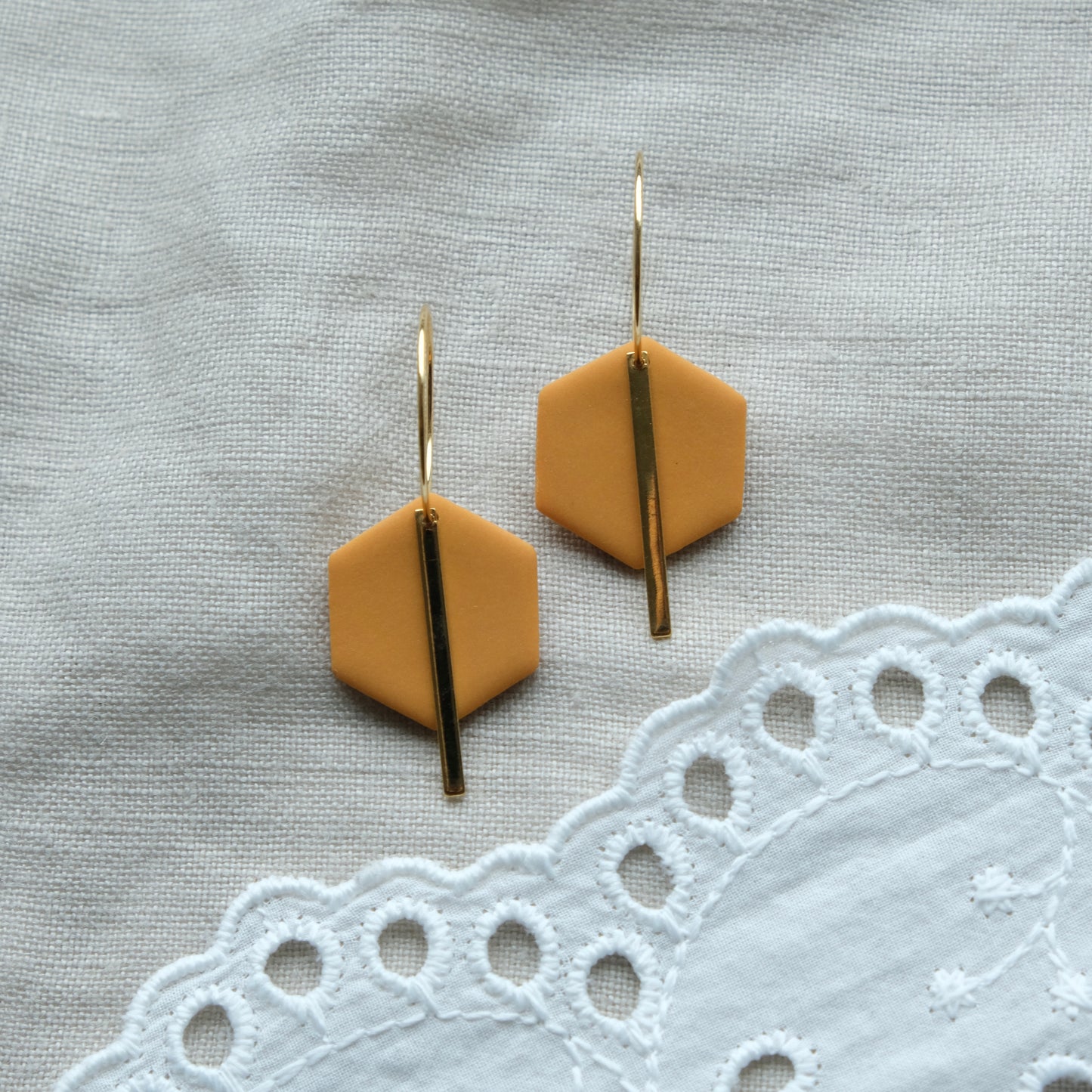 míde | mustard