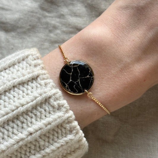 síofra bracelet | black marble & gold