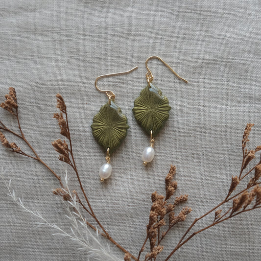 saorla | olive sunburst