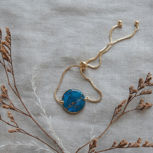 síofra bracelet | peacock blue + gold