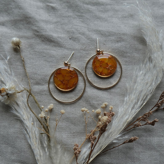 ríona | honey + gold