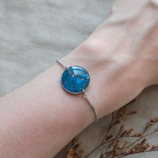 síofra bracelet | peacock blue + silver