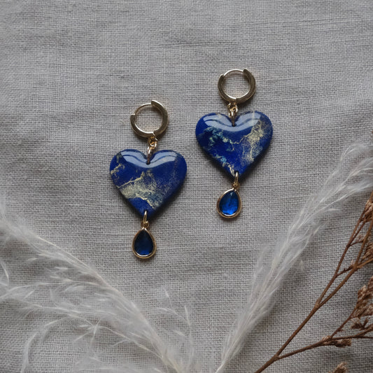 croí | electric blue and gold