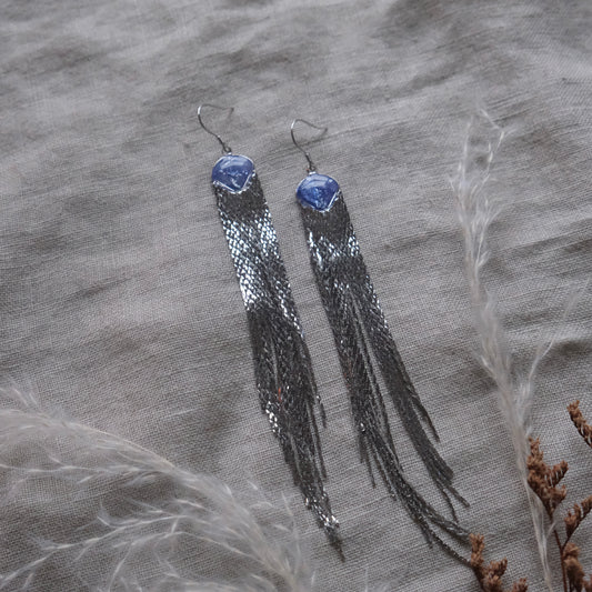 lasair | hydrangea & silver