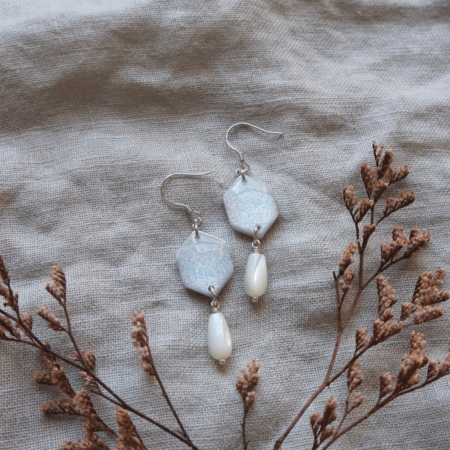 aisling | iridescent silver