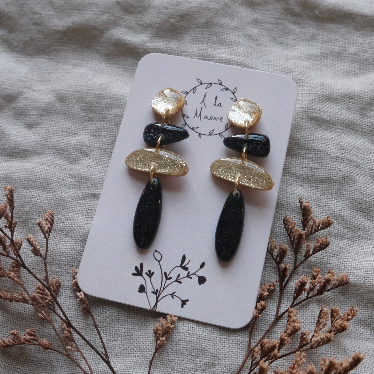 fodla | champagne & black