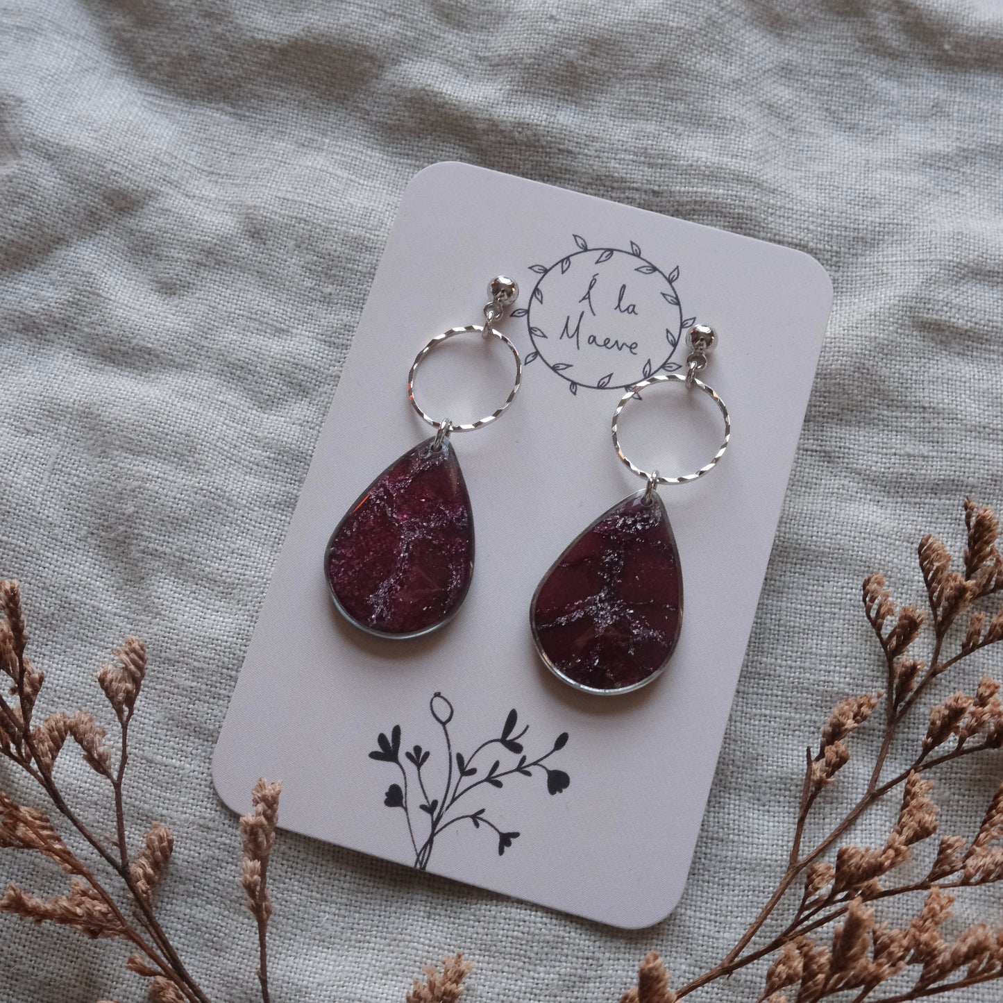 fiadh | burgundy & silver