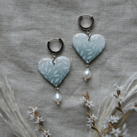 croí | leafy pearly blue