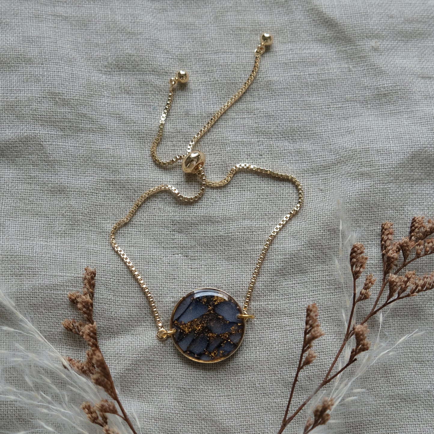 síofra bracelet | navy & gold