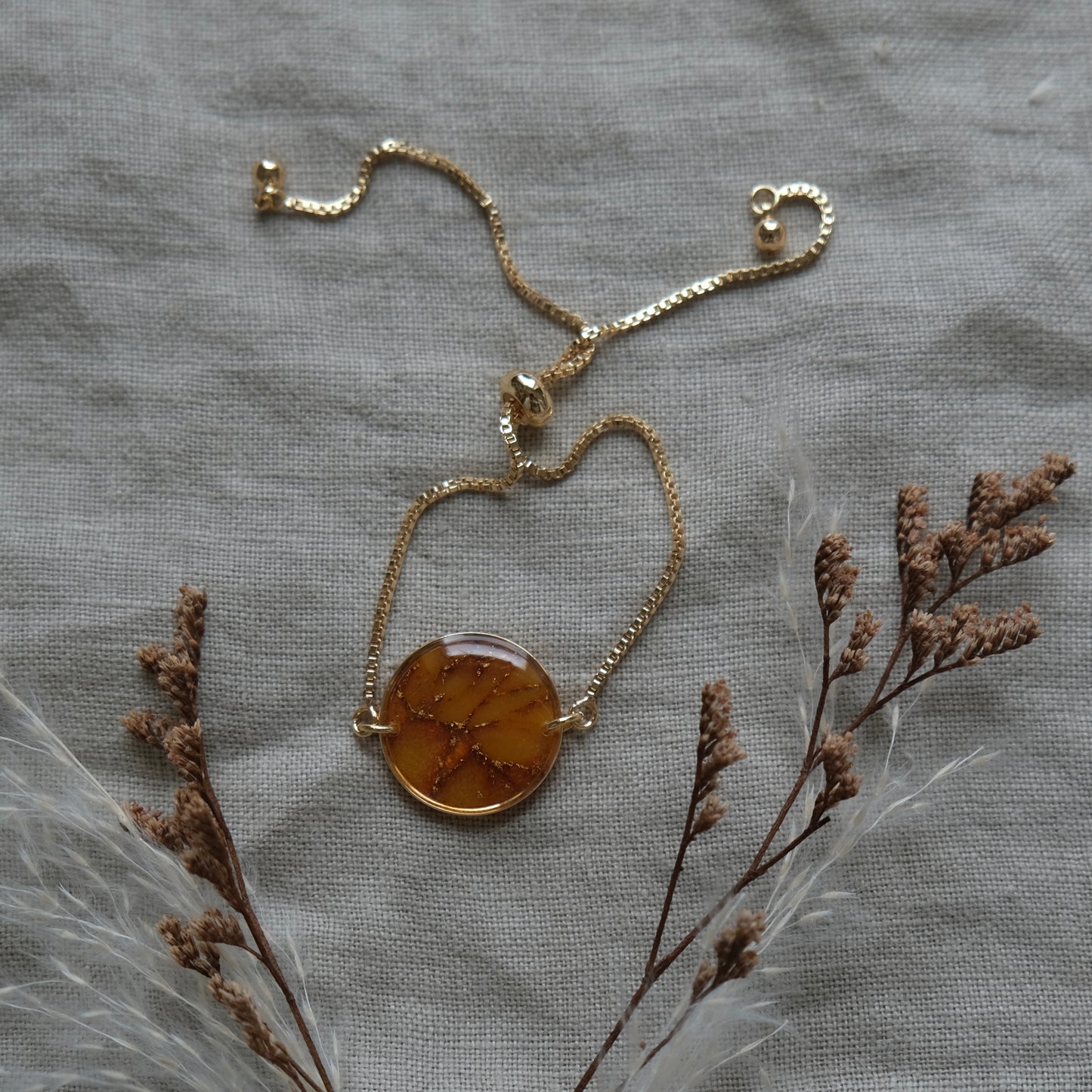 síofra bracelet | honey & gold