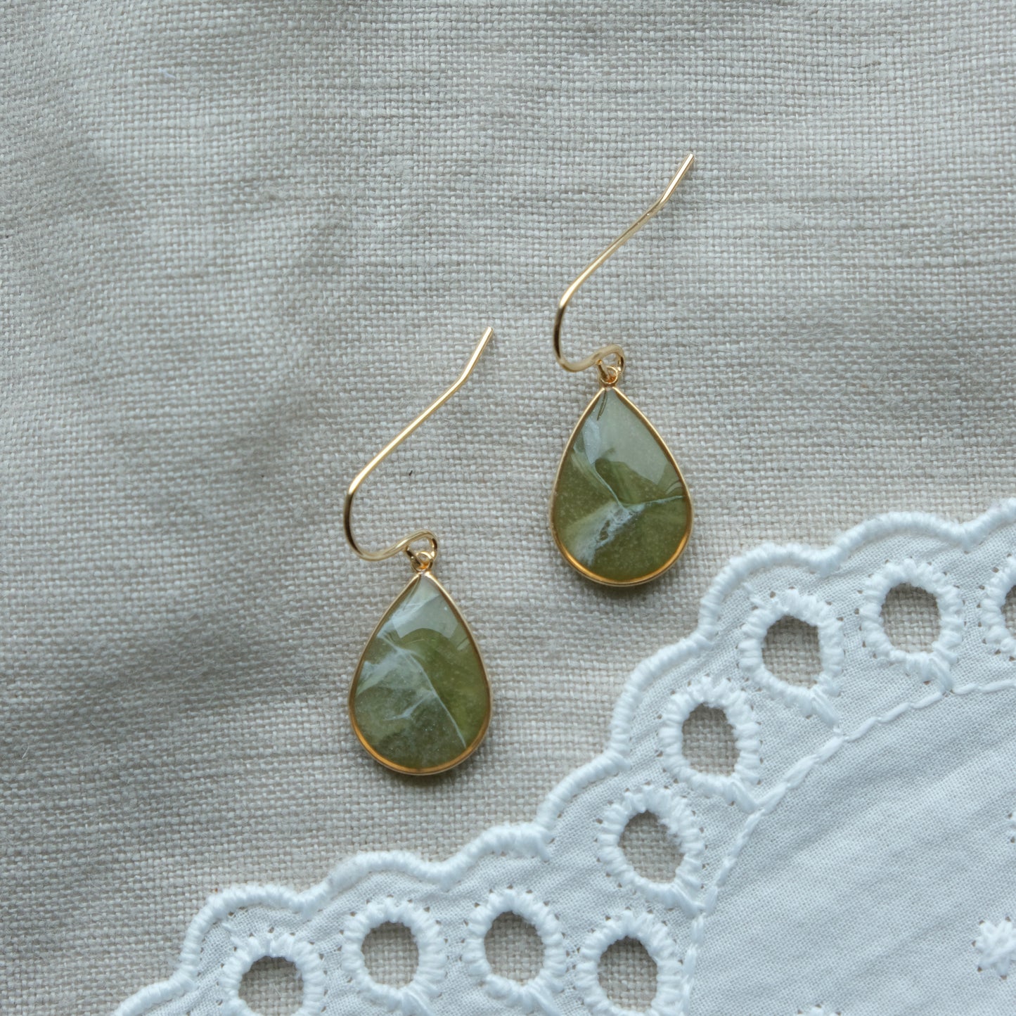 mini cara | olive marble & gold