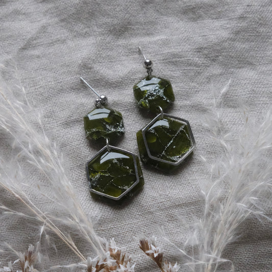 anu | green & silver