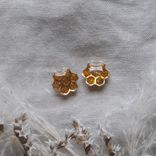 meala studs | honey & gold