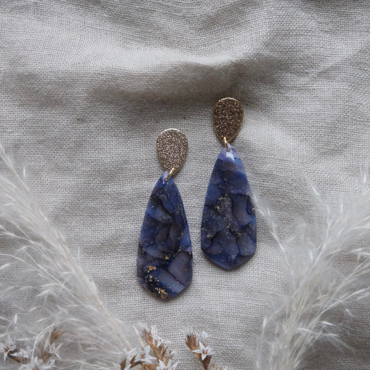 fial | navy & gold