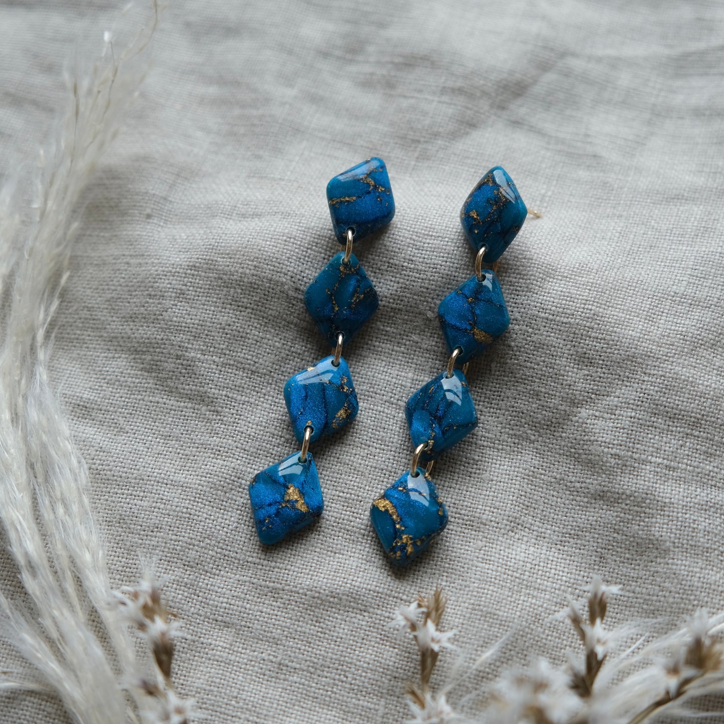 muireann | peacock blue